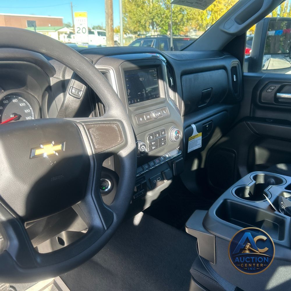 2024 Chevrolet Silverado 2500HD Custom