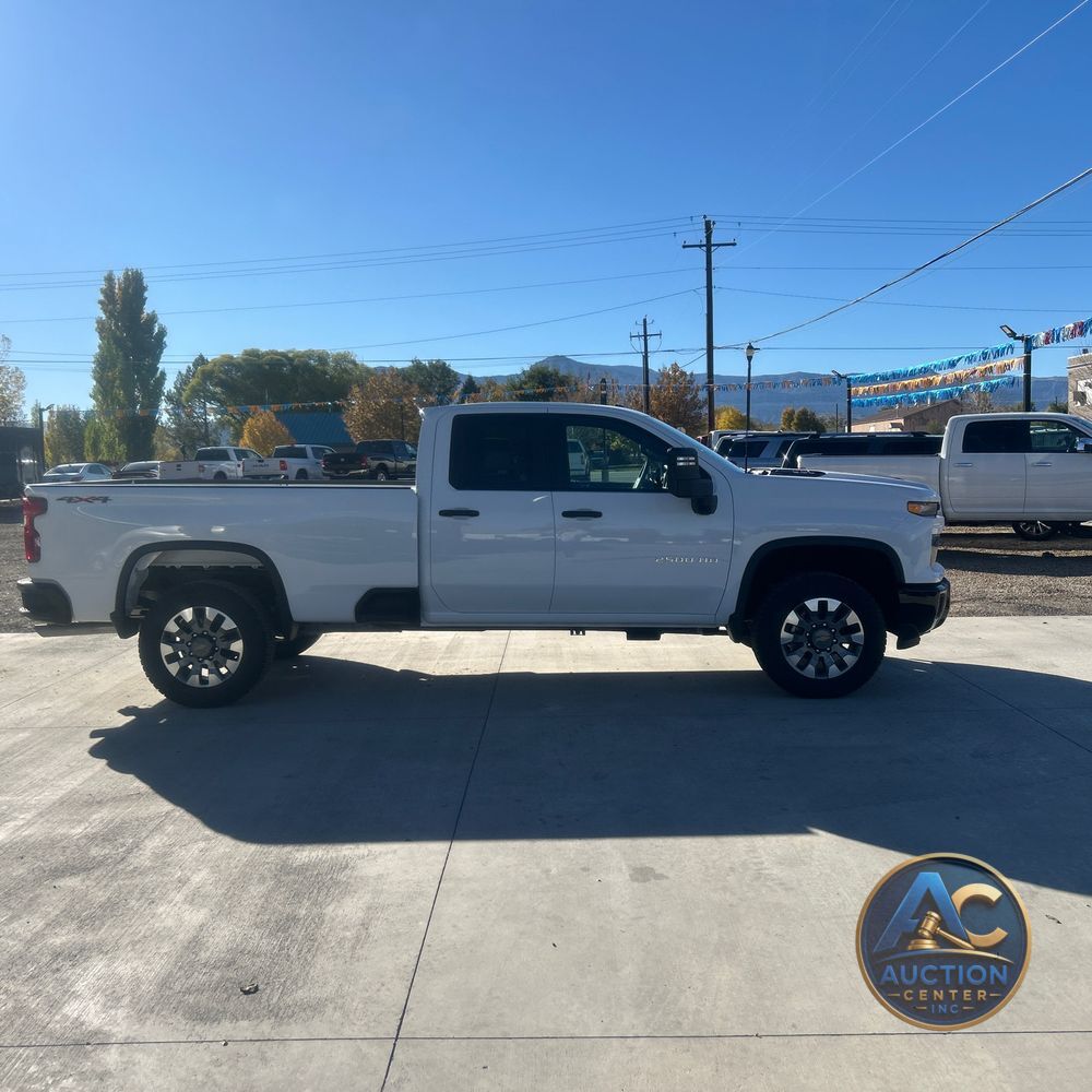 2024 Chevrolet Silverado 2500HD Custom