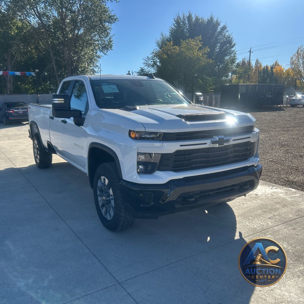 2024 Chevrolet Silverado 2500HD Custom