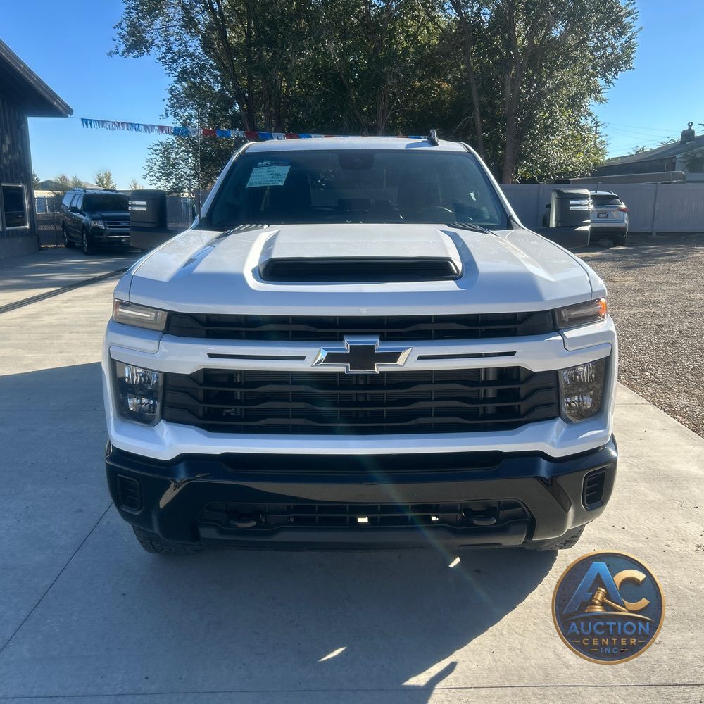 2024 Chevrolet Silverado 2500HD Custom
