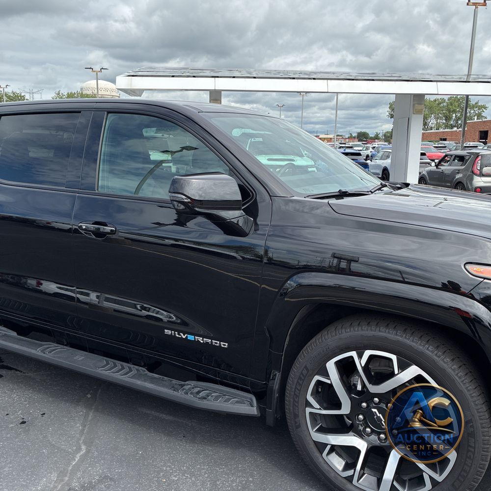 2024 Chevrolet Silverado EV RST