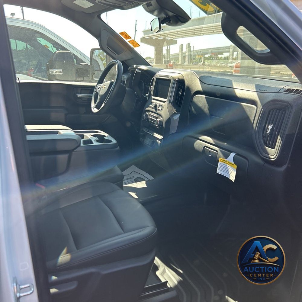 2025 Chevrolet Silverado 3500HD Work Truck