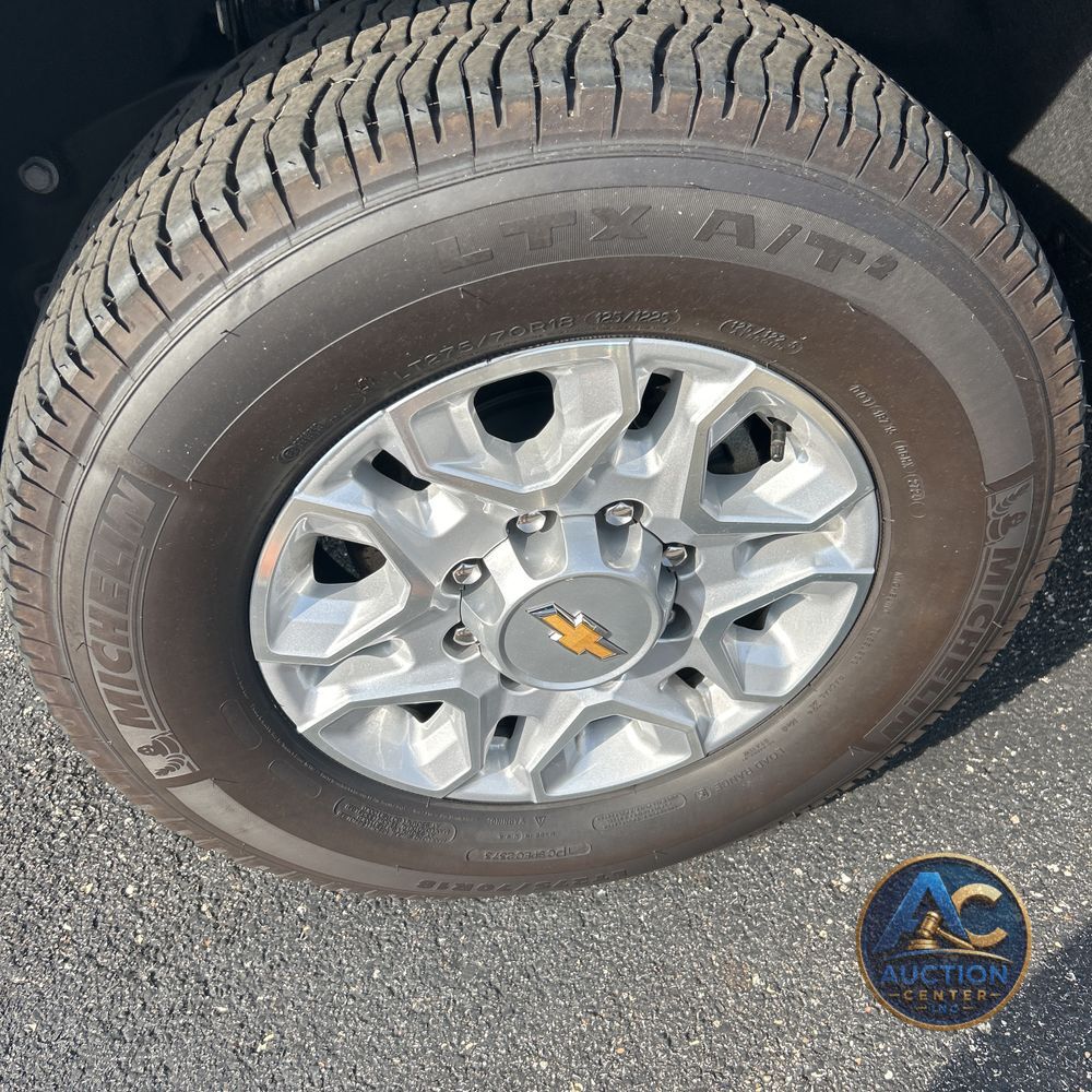 2025 Chevrolet Silverado 3500 LT Crew Cab 4WD LWB SRW