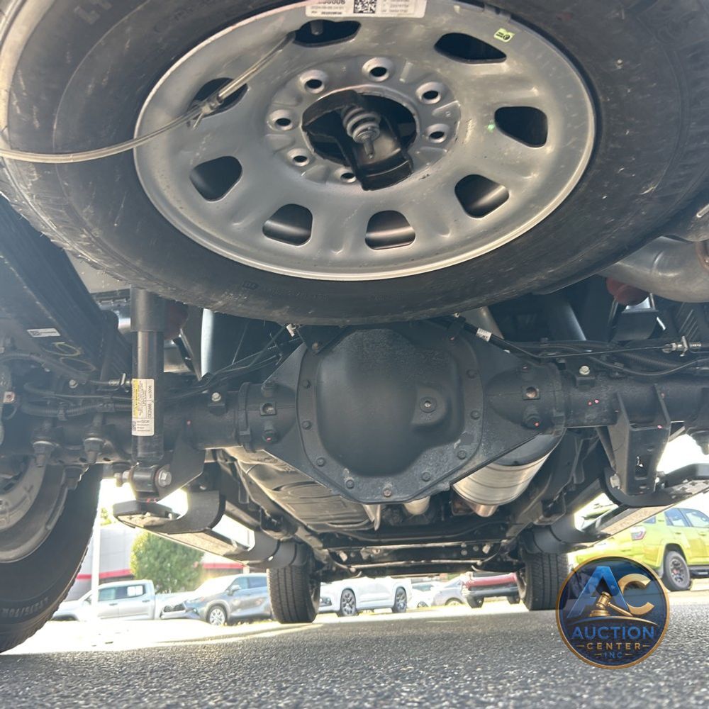 2025 Chevrolet Silverado 3500 LT Crew Cab 4WD LWB SRW