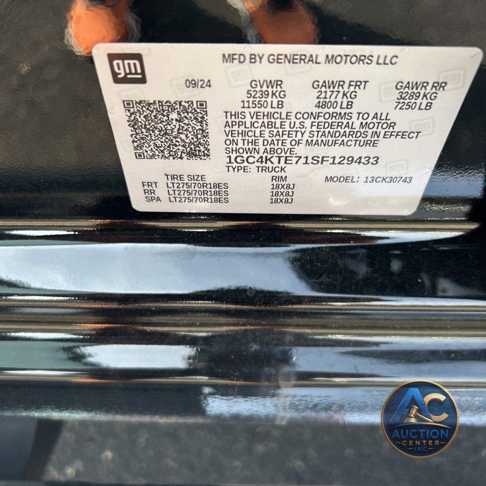 2025 Chevrolet Silverado 3500 LT Crew Cab 4WD LWB SRW