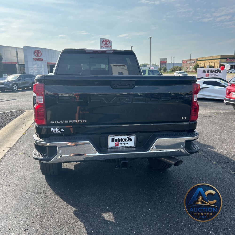 2025 Chevrolet Silverado 3500 LT Crew Cab 4WD LWB SRW