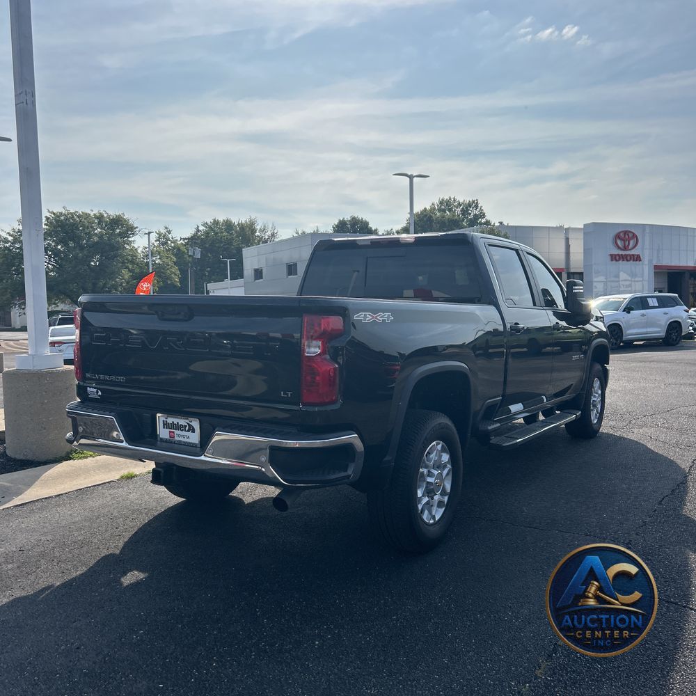 2025 Chevrolet Silverado 3500 LT Crew Cab 4WD LWB SRW