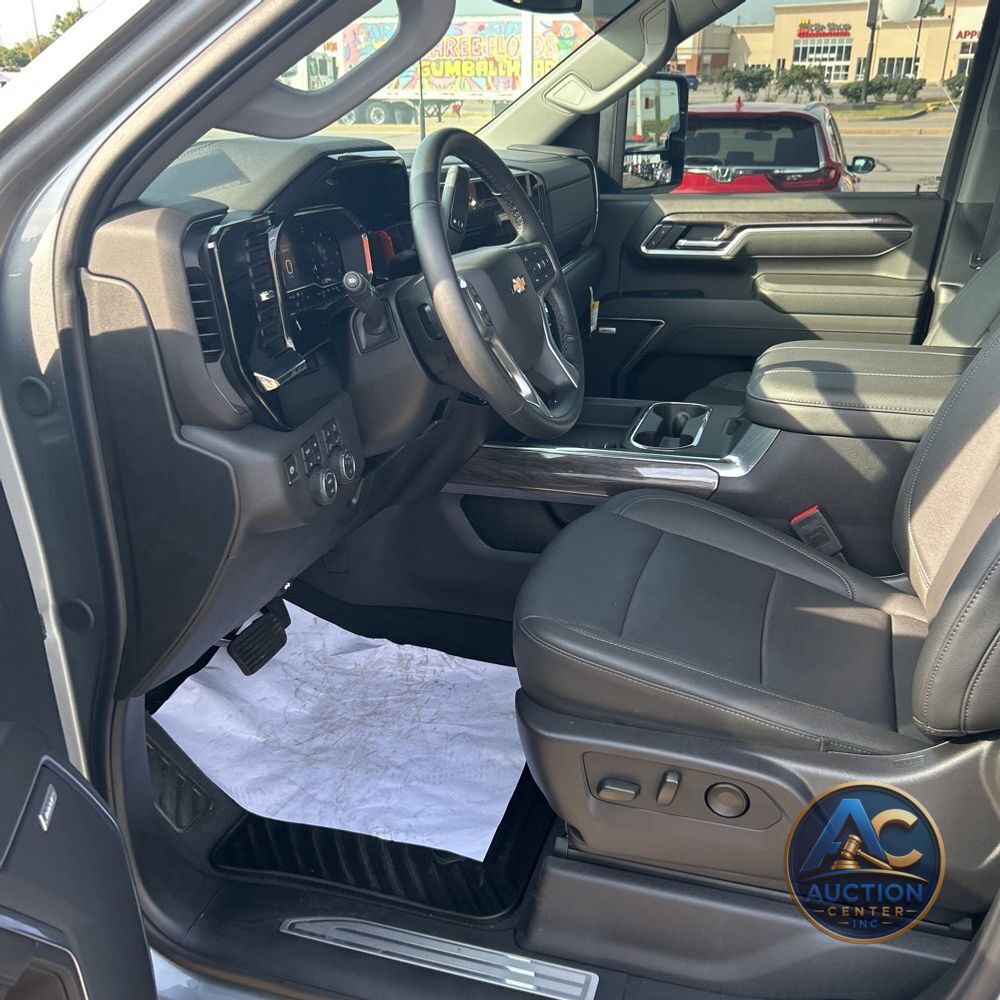 2025 Chevrolet Silverado 3500HD LTZ