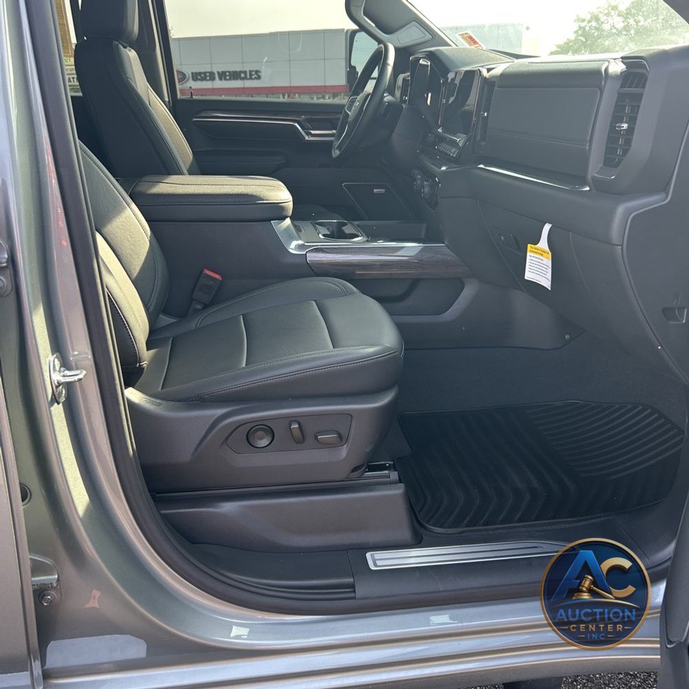 2025 Chevrolet Silverado 3500HD LTZ
