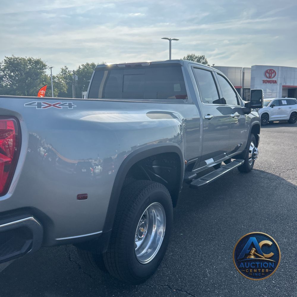 2025 Chevrolet Silverado 3500HD LTZ