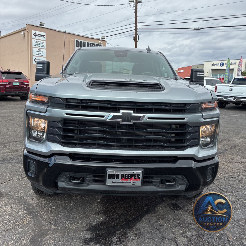 2024 Chevrolet Silverado 2500 Custom