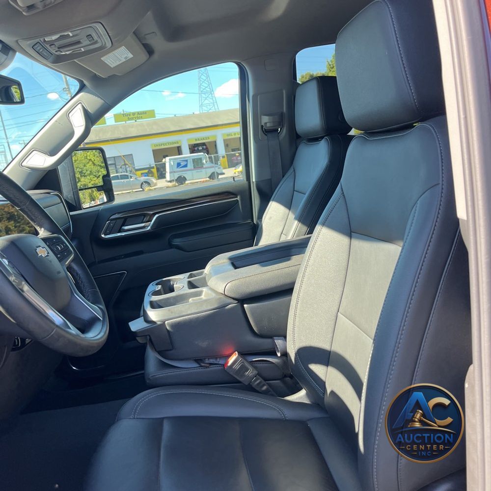2024 Chevrolet Silverado 3500HD LT
