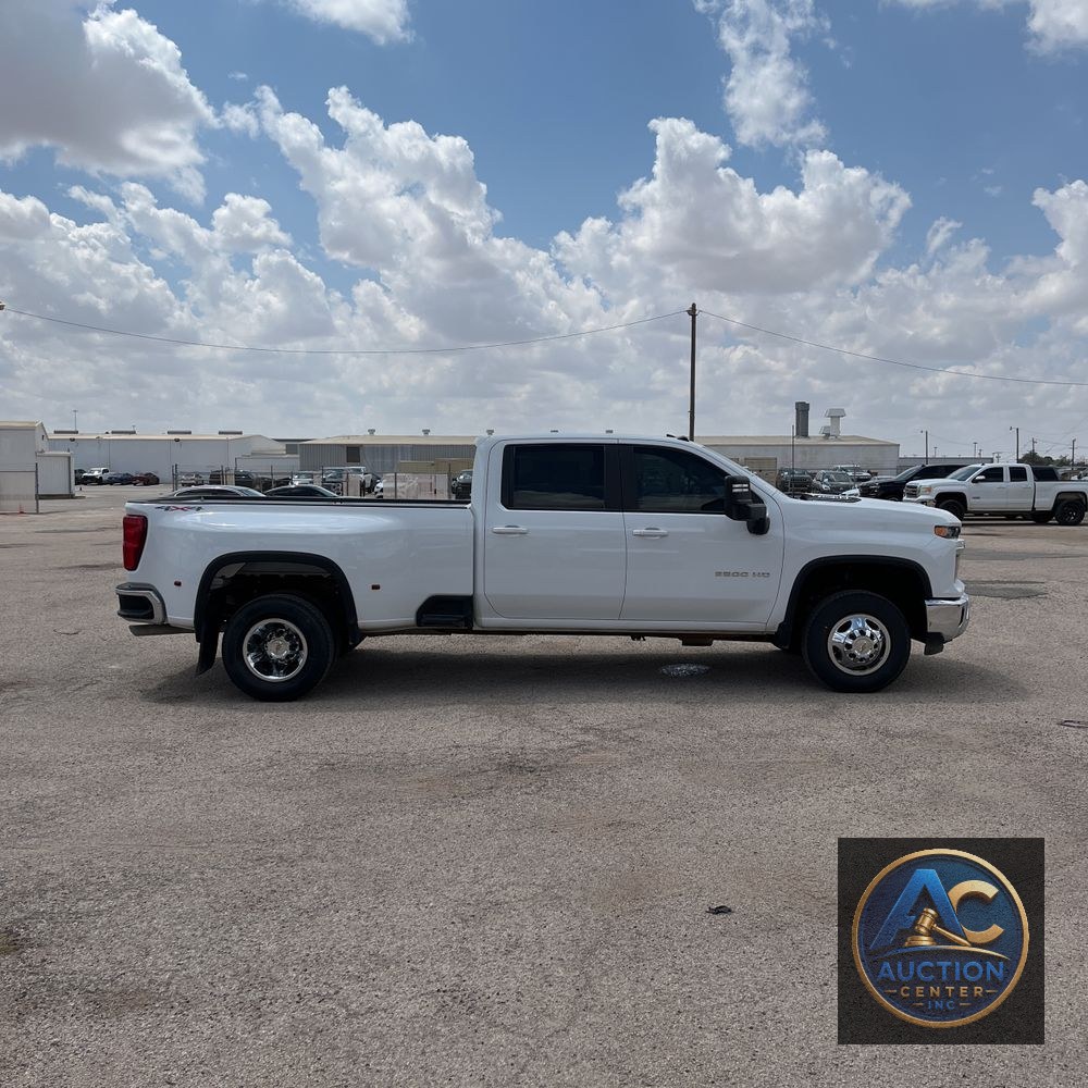 2024 Chevrolet Silverado 3500HD LT