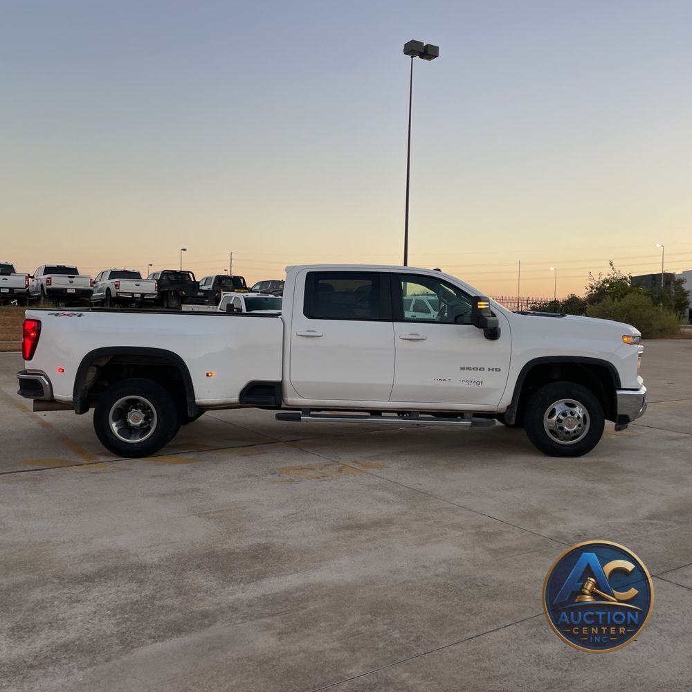 2024 Chevrolet Silverado 3500HD LT