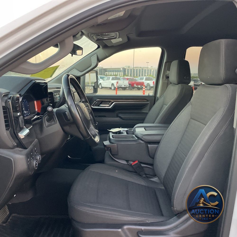 2024 Chevrolet Silverado 3500HD LT