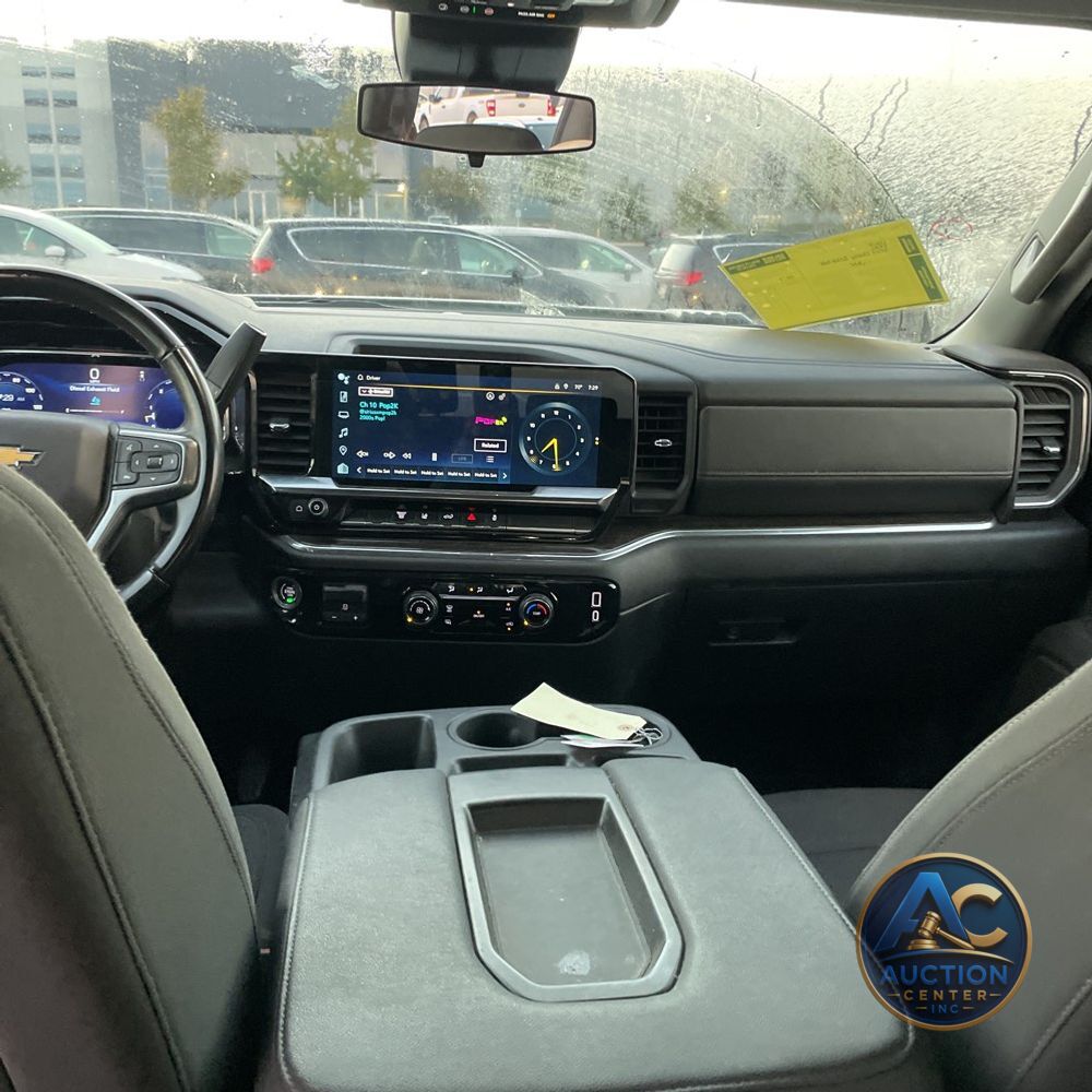 2024 Chevrolet Silverado 3500HD LT