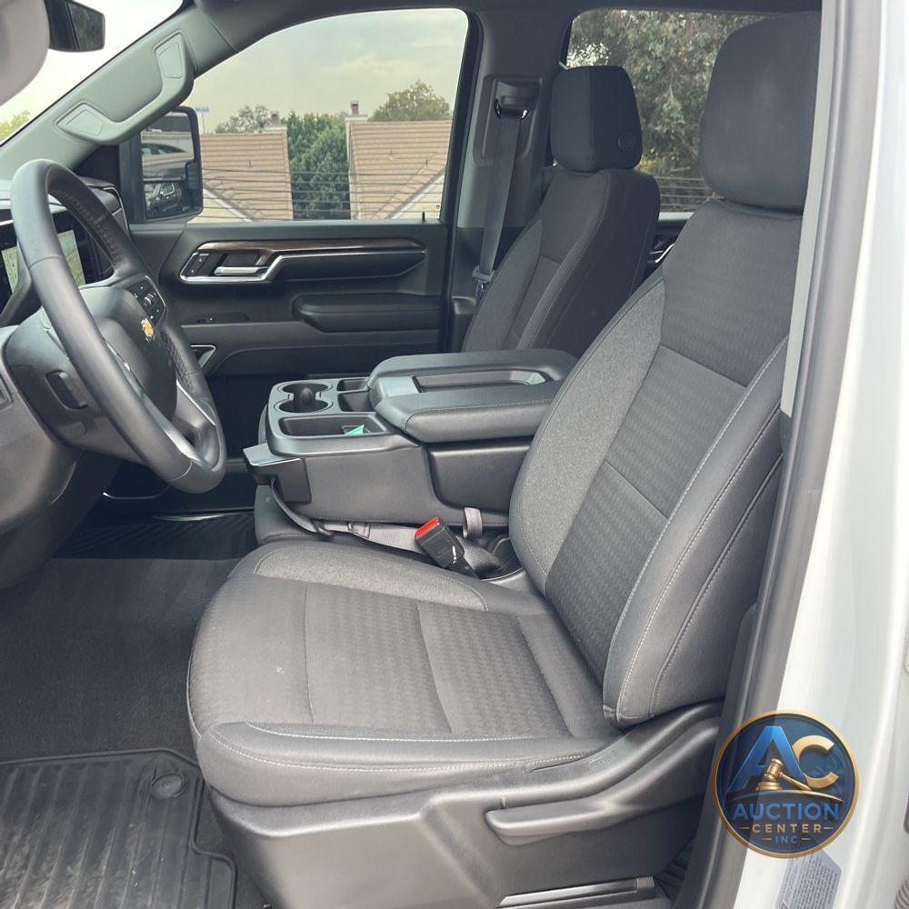 2024 Chevrolet Silverado 3500HD LT