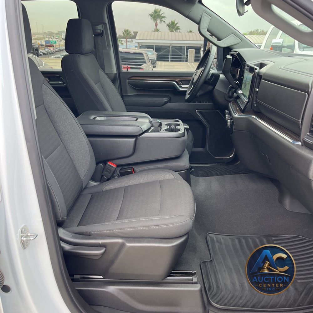 2024 Chevrolet Silverado 3500HD LT