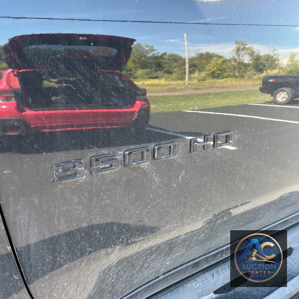 2022 Chevrolet Silverado 3500HD LTZ