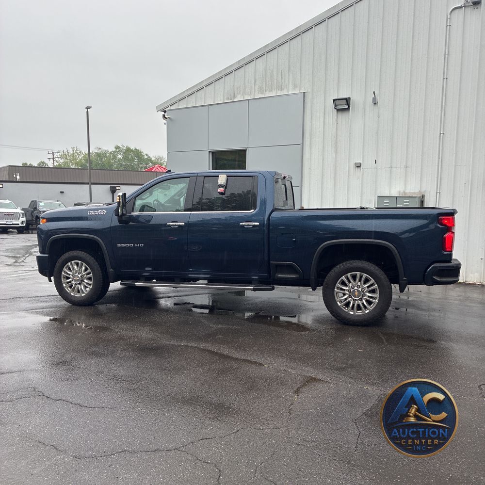 2022 Chevrolet Silverado 3500HD High Country