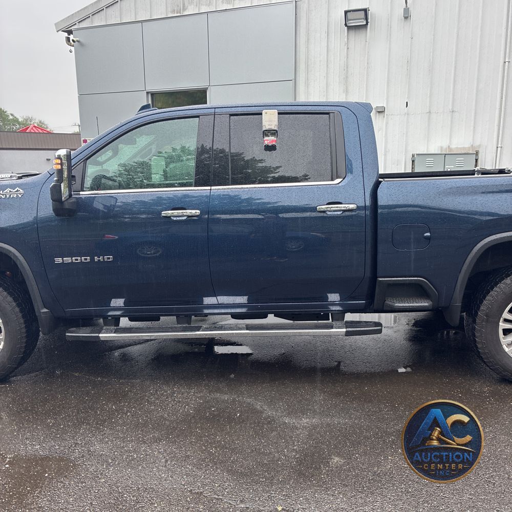2022 Chevrolet Silverado 3500HD High Country