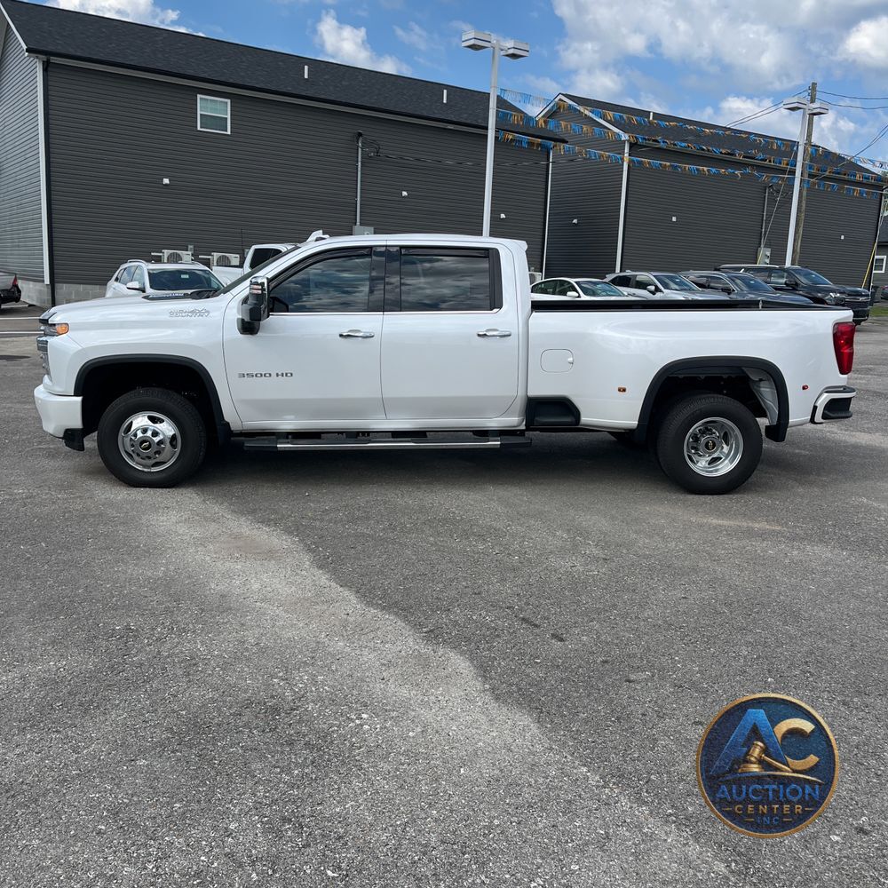 2022 Chevrolet Silverado 3500HD High Country