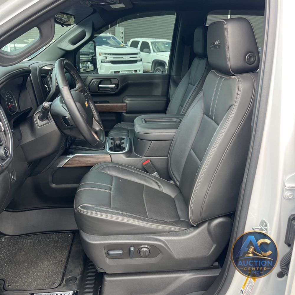 2022 Chevrolet Silverado 3500HD High Country