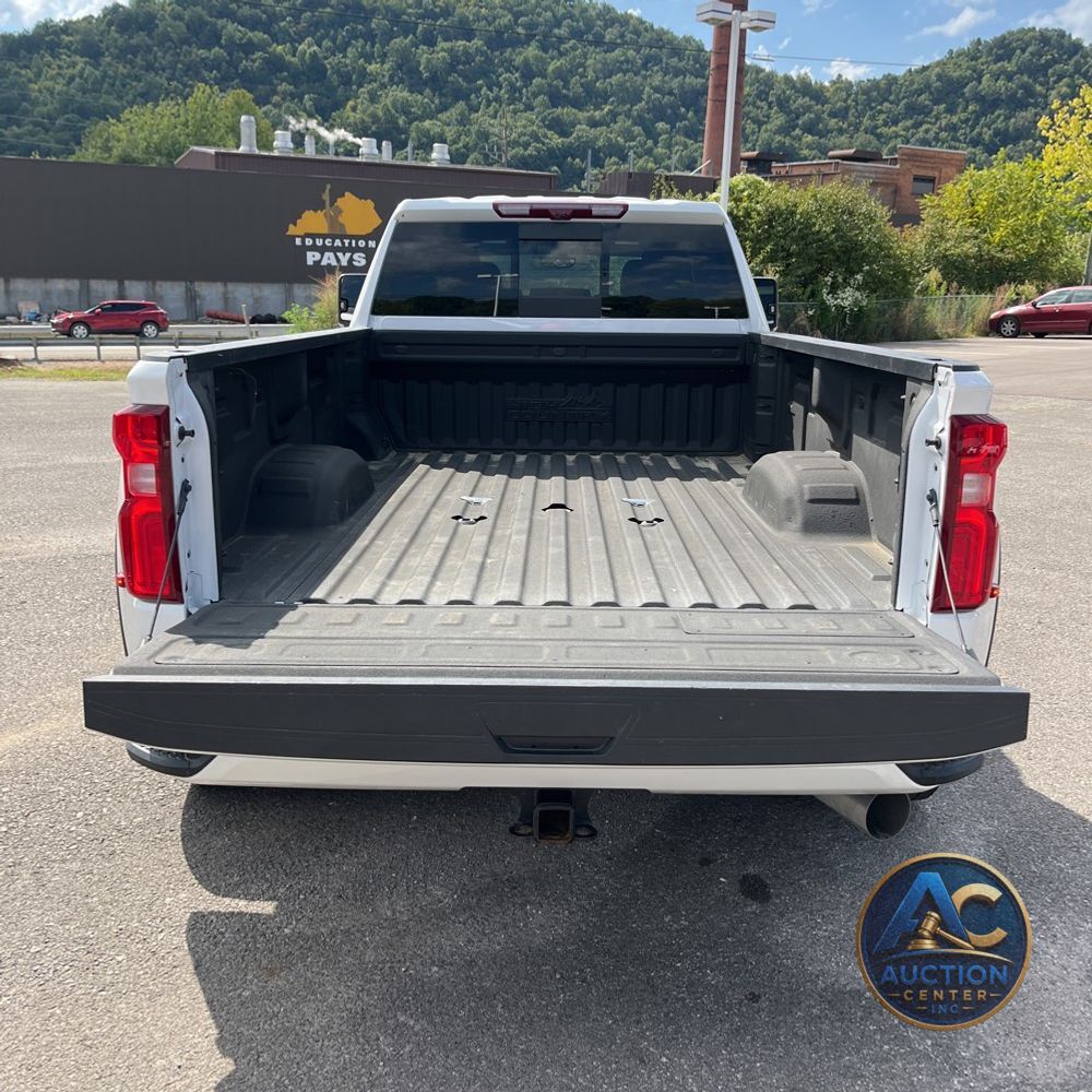 2022 Chevrolet Silverado 3500HD High Country