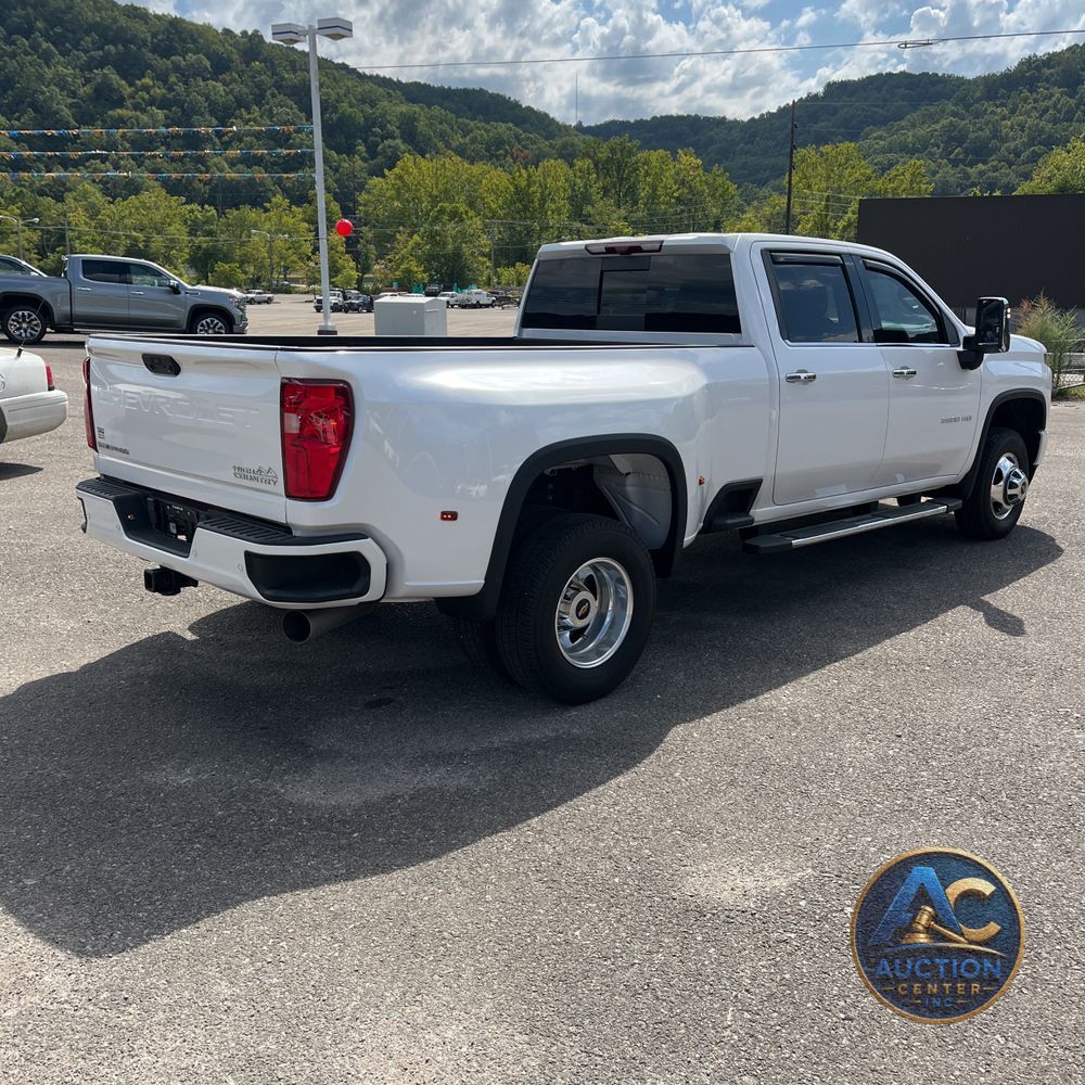 2022 Chevrolet Silverado 3500HD High Country