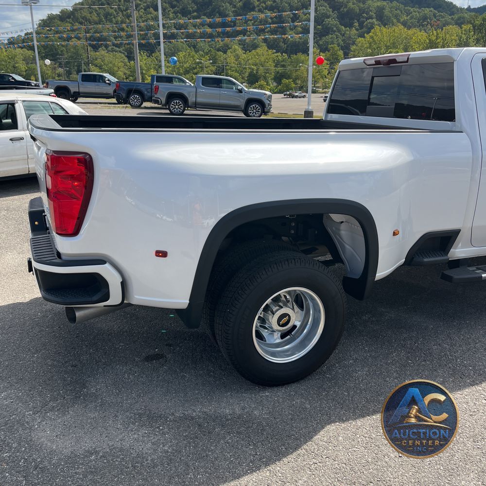 2022 Chevrolet Silverado 3500HD High Country