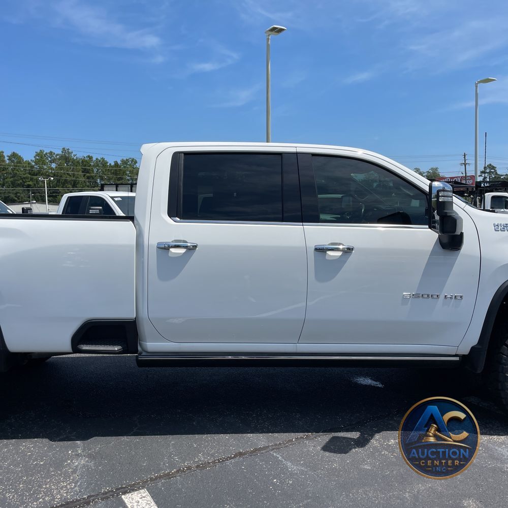 2022 Chevrolet Silverado 3500HD High Country