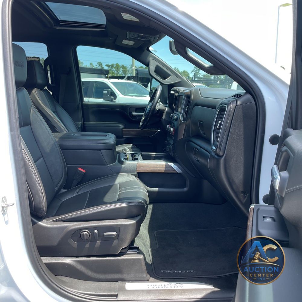 2022 Chevrolet Silverado 3500HD High Country