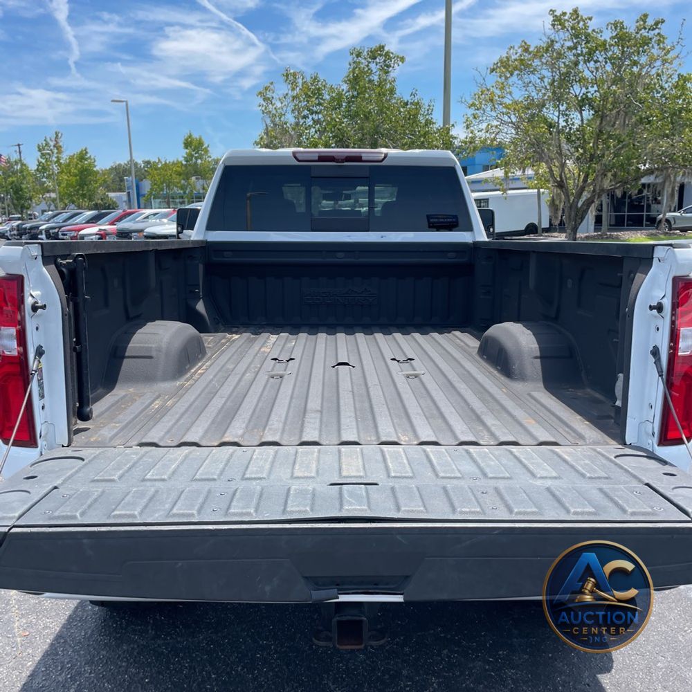 2022 Chevrolet Silverado 3500HD High Country
