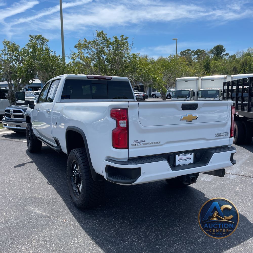 2022 Chevrolet Silverado 3500HD High Country