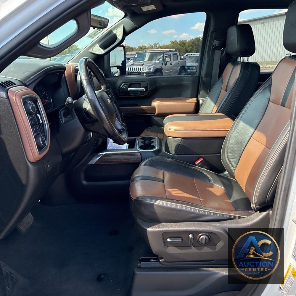 2023 Chevrolet Silverado 3500HD High Country