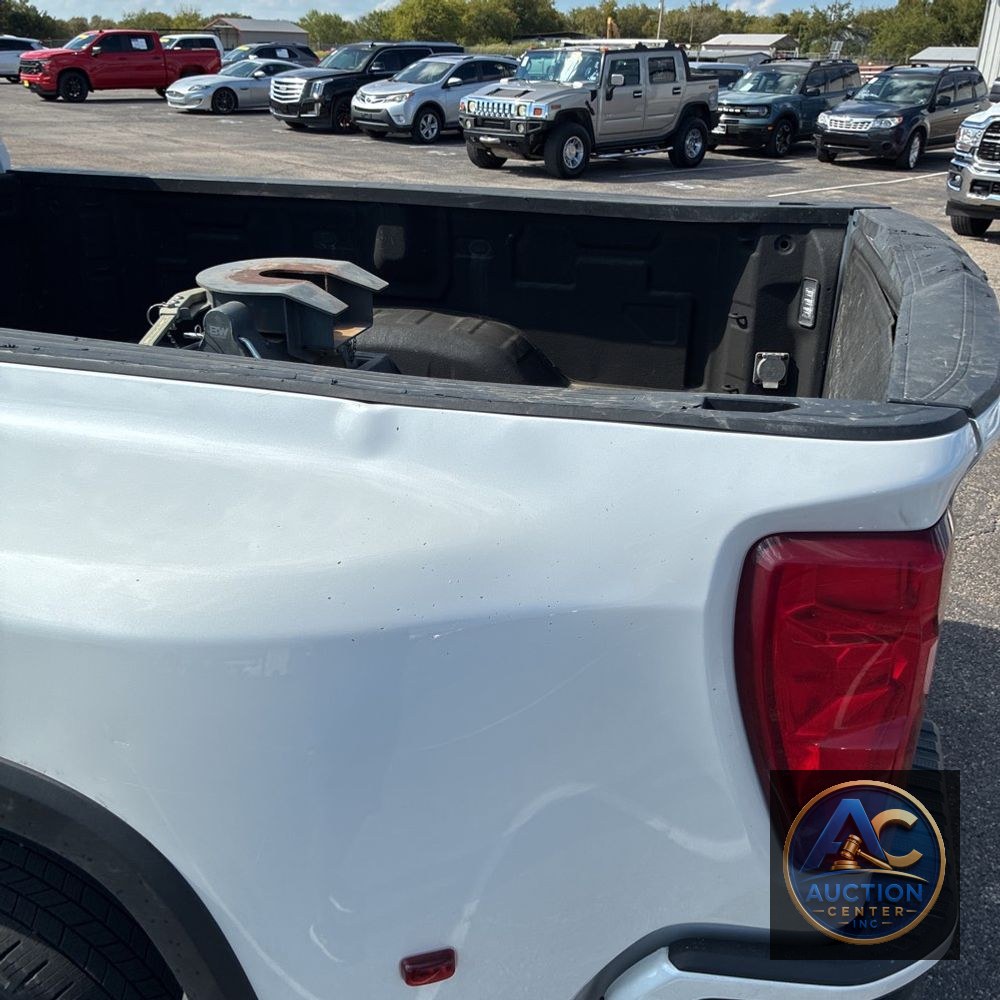 2023 Chevrolet Silverado 3500HD High Country