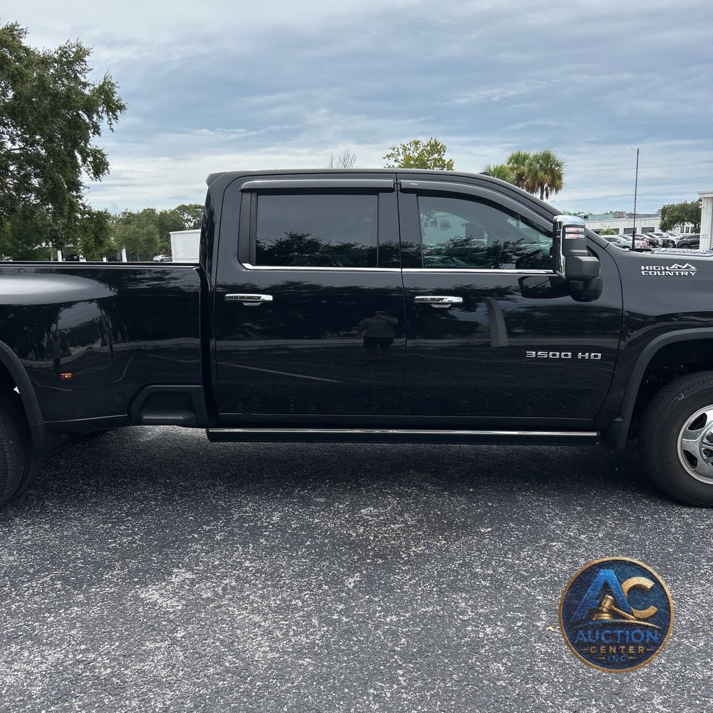 2022 Chevrolet Silverado 3500HD High Country