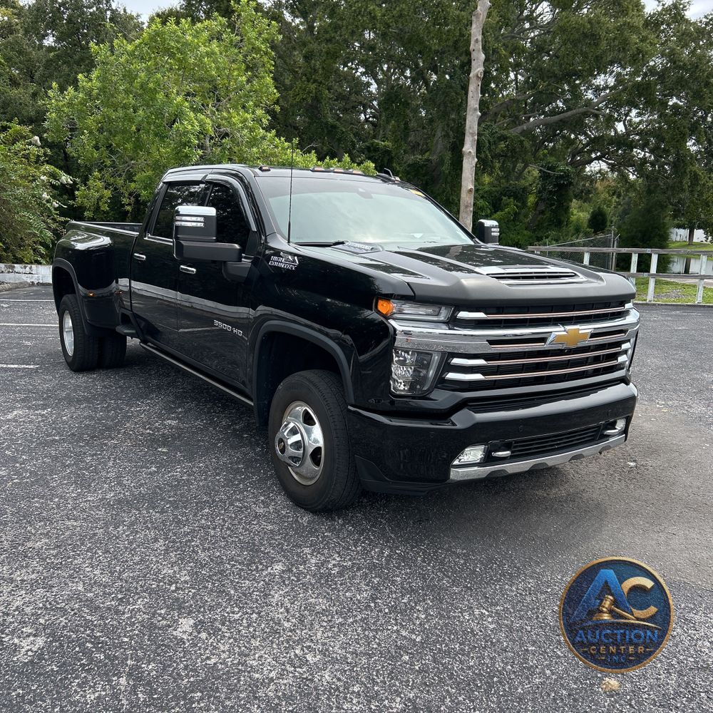 2022 Chevrolet Silverado 3500HD High Country