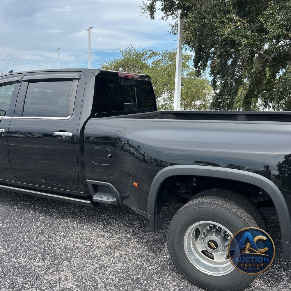2022 Chevrolet Silverado 3500HD High Country