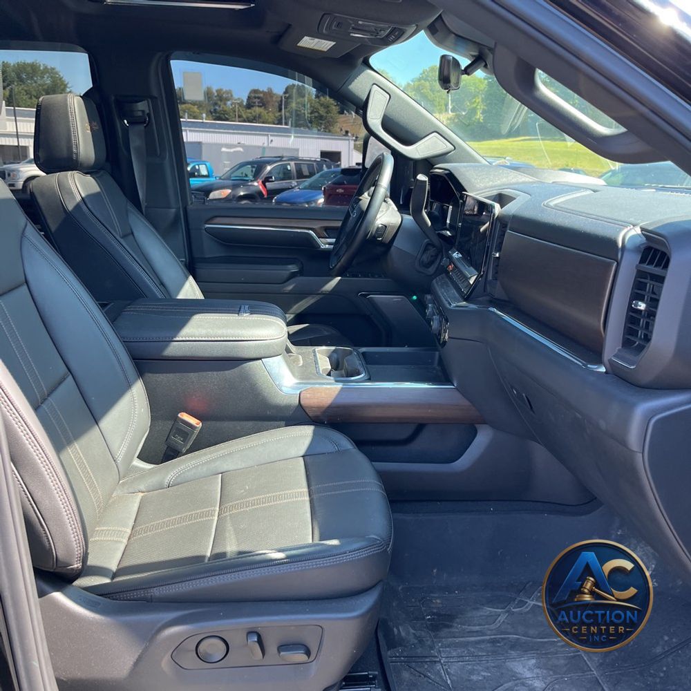 2024 Chevrolet Silverado 3500HD High Country