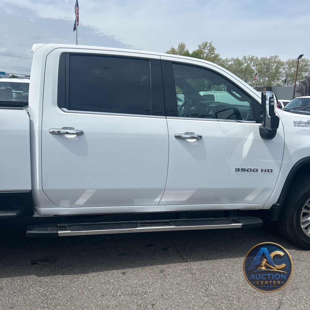2023 Chevrolet Silverado 3500 High Country