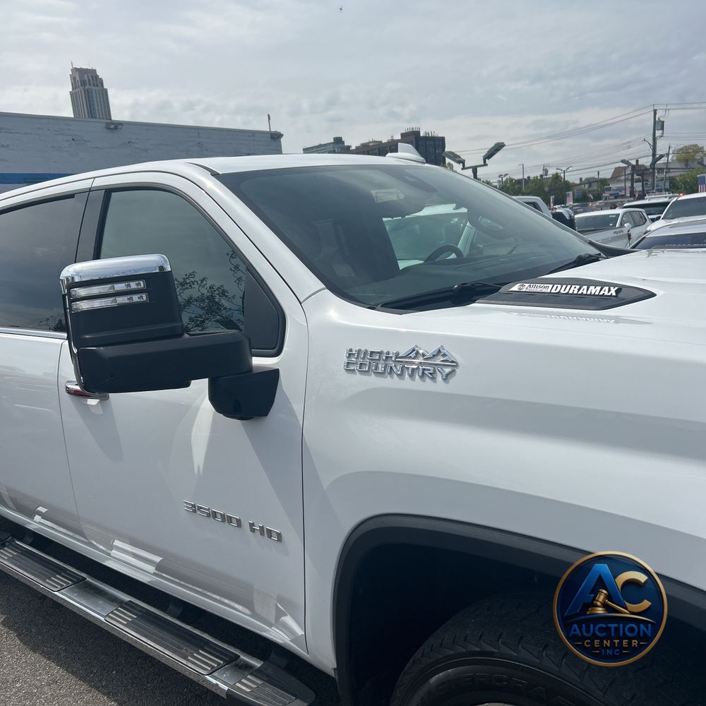 2023 Chevrolet Silverado 3500 High Country