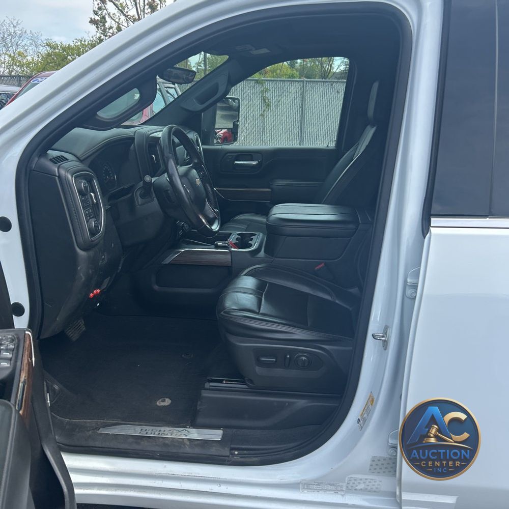 2023 Chevrolet Silverado 3500 High Country