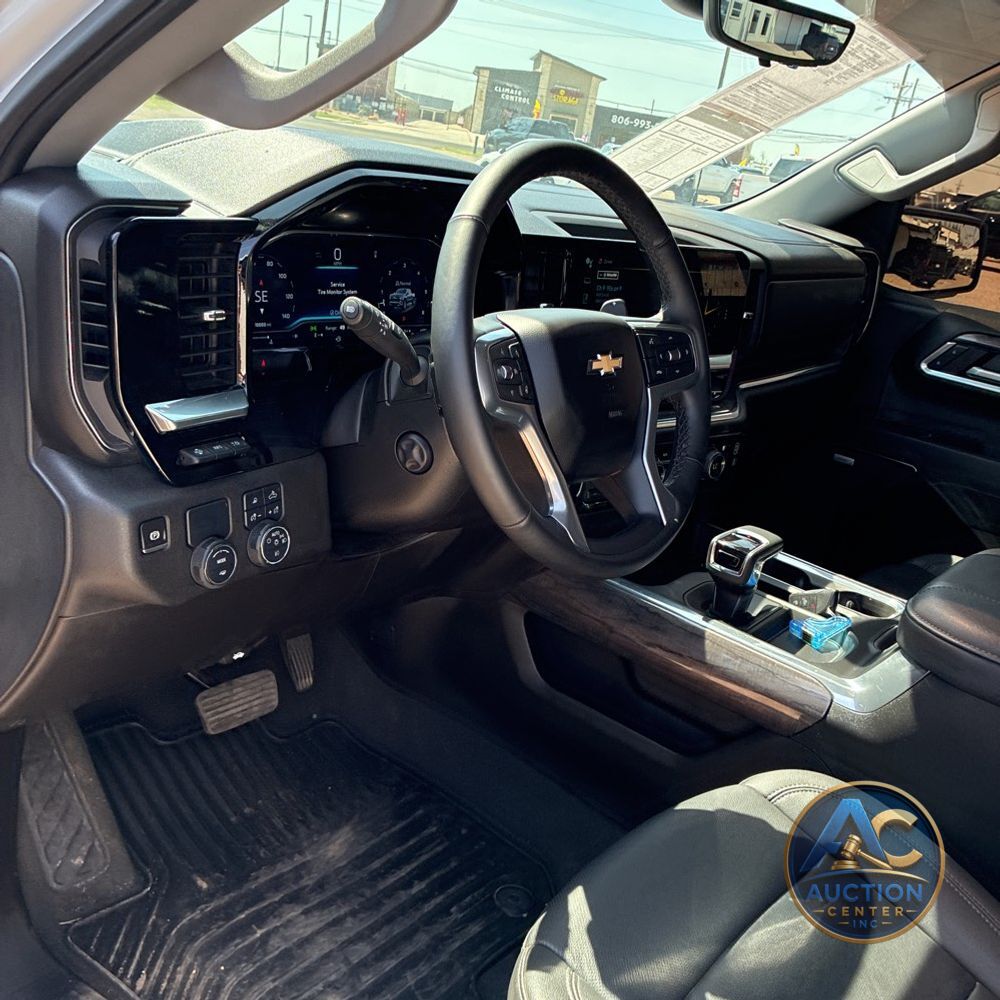 2024 Chevrolet Silverado 1500 LTZ