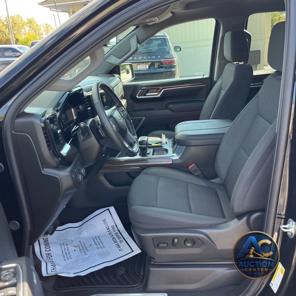 2025 Chevrolet Silverado 1500 RST
