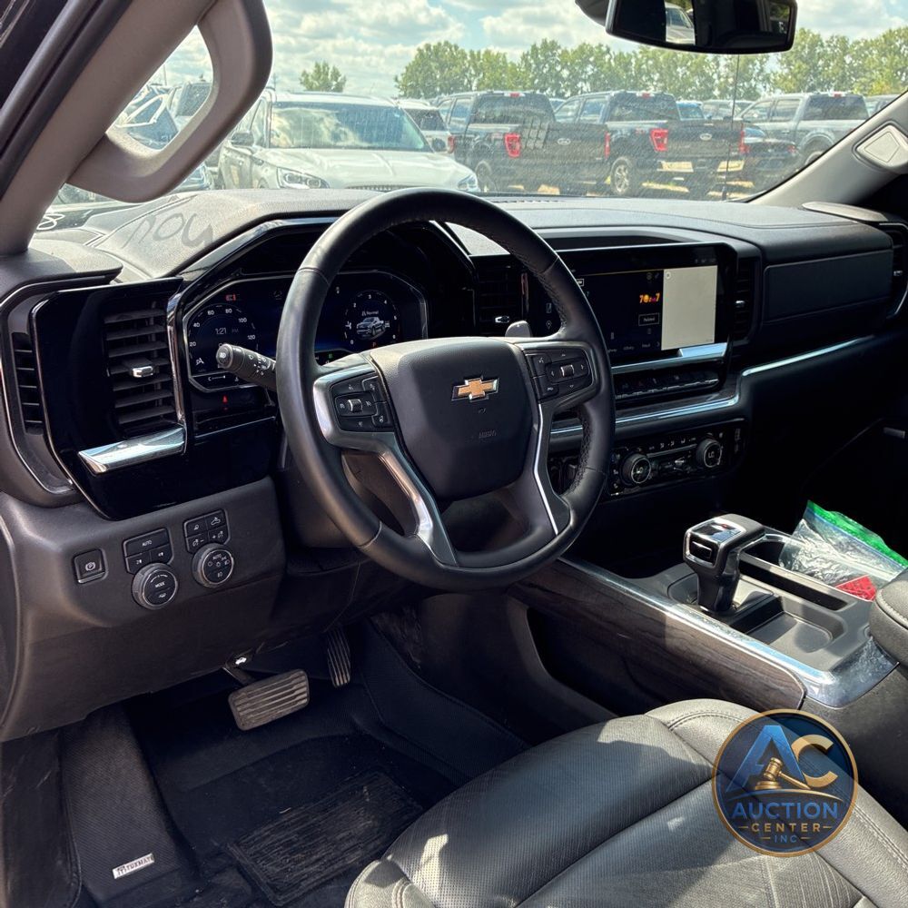 2024 Chevrolet Silverado 1500 LTZ