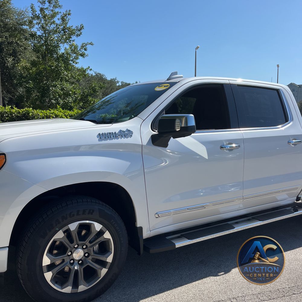 2023 Chevrolet Silverado 1500 High Country