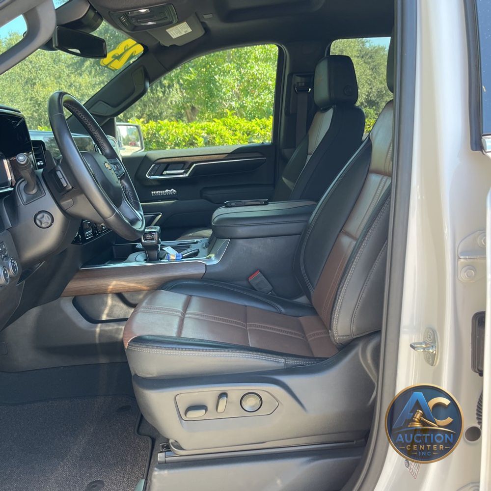 2023 Chevrolet Silverado 1500 High Country