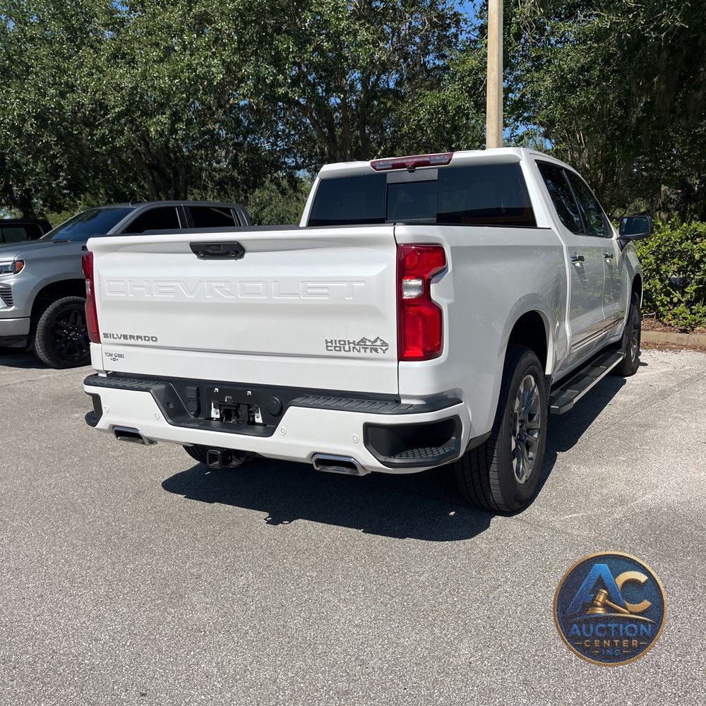 2023 Chevrolet Silverado 1500 High Country
