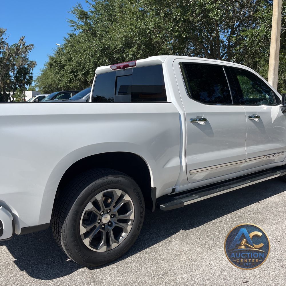 2023 Chevrolet Silverado 1500 High Country